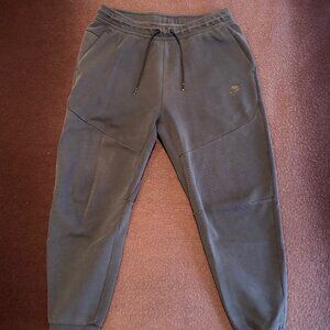 Nike Tech Fleece Jogger Pants | Navy Blue